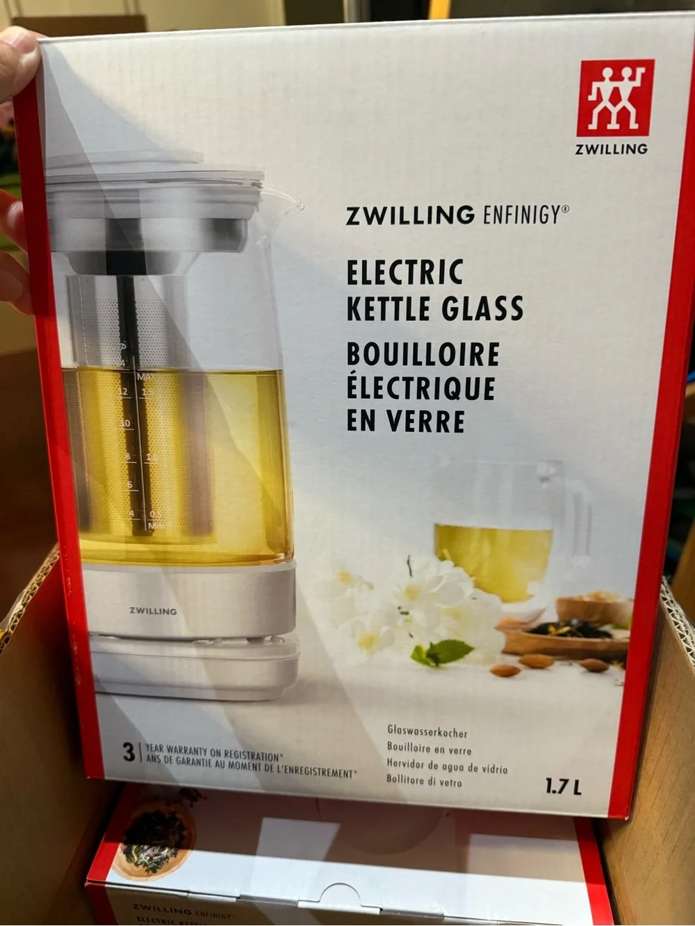 ZWILLING J.A. Henckels White and Silver Glass Tea Kettle with Infuser
